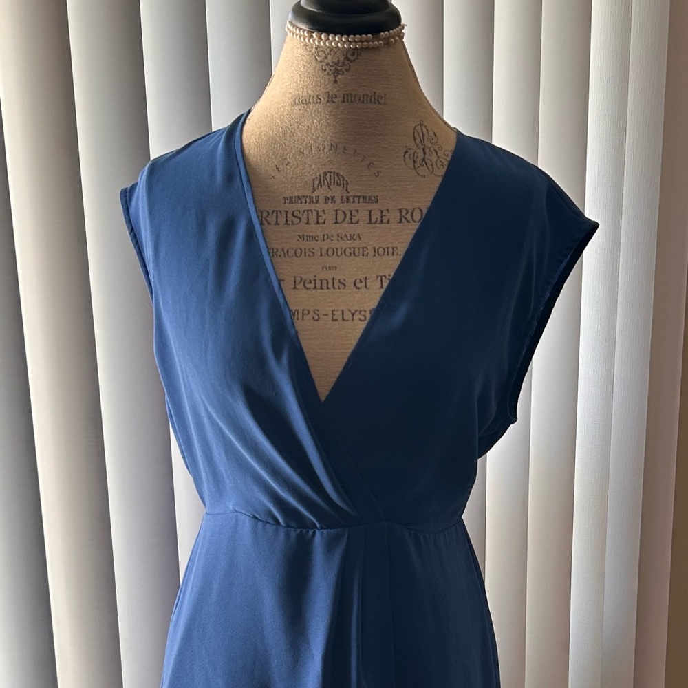Leith blue v neck dress